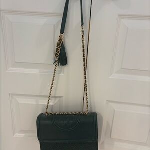 Elegant Green Chain Strap Bag